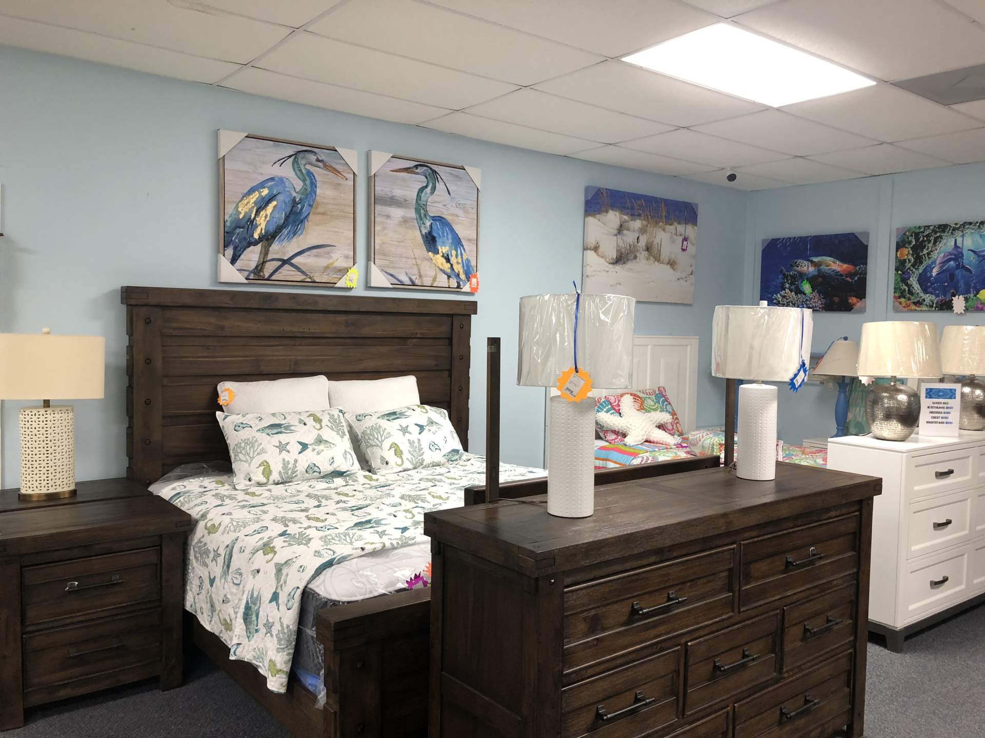 Used bedroom deals furniture stores